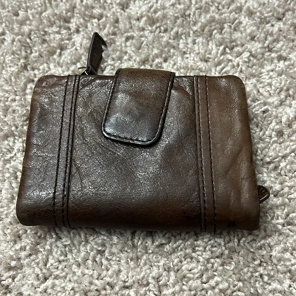 Fossil brown leather wallet - Picture 2 of 16